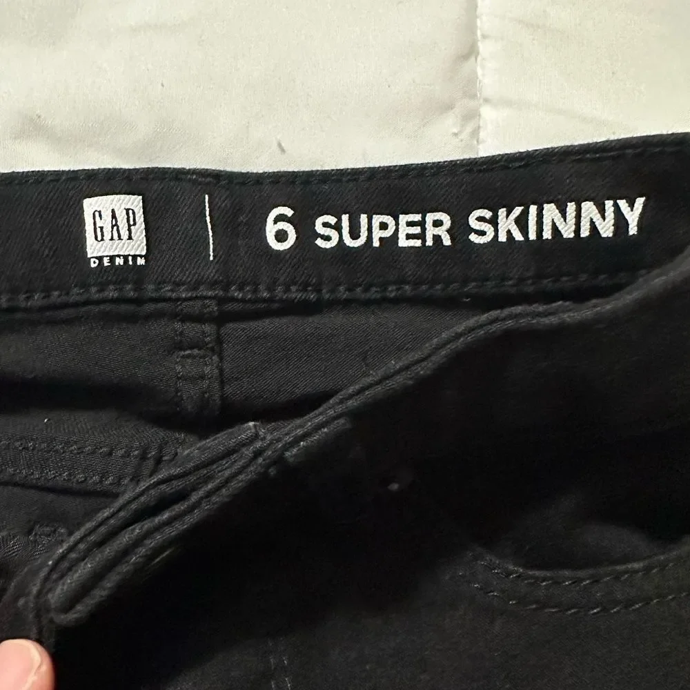 GAP Black Super Skinny Denim